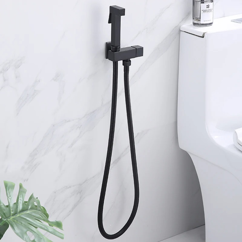Kit Ducha Higiênica Luxo com Comando Duplo Cor Preta Instalada