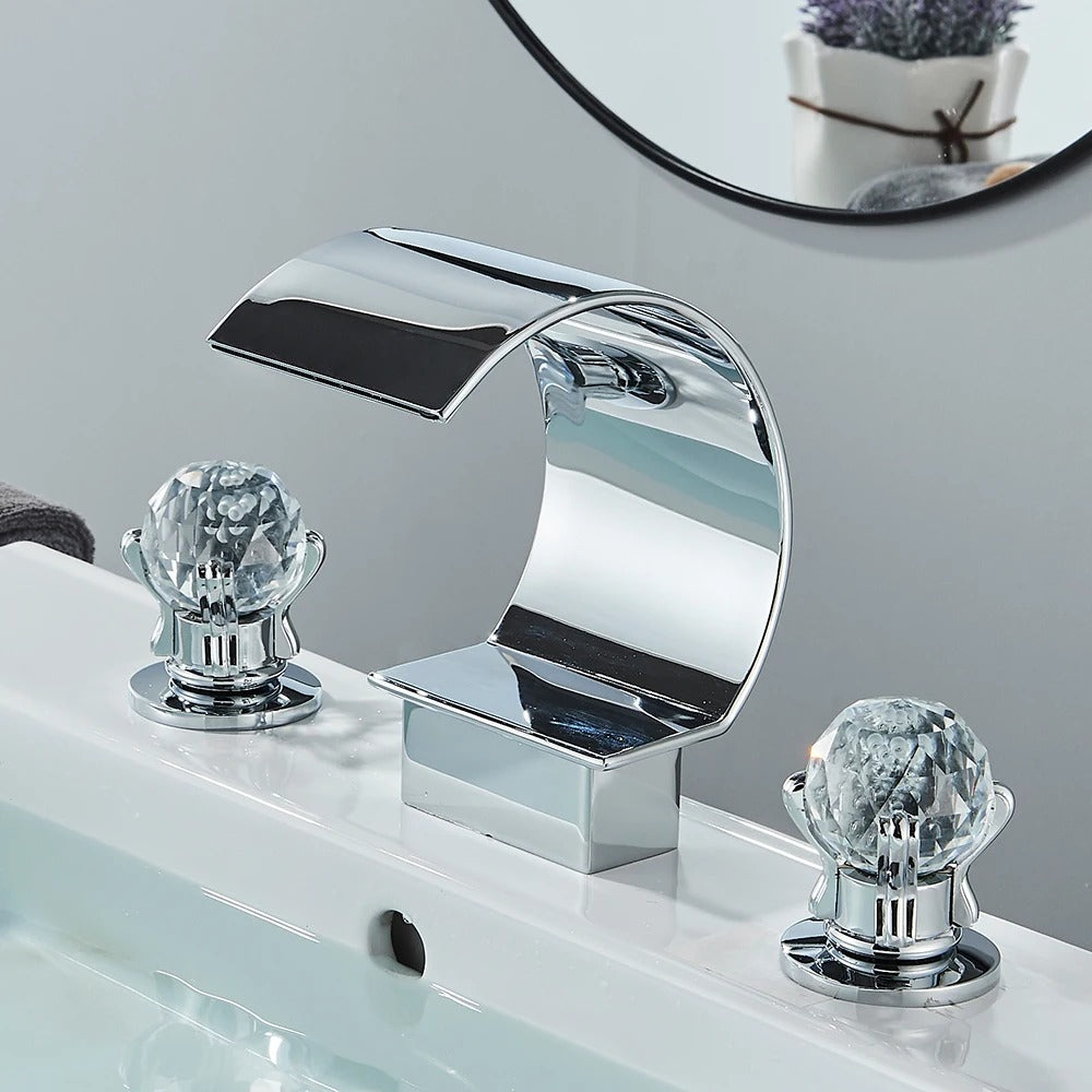 Torneira Gourmet Para Banheiro Monocomando Cascata Luxo Cromado