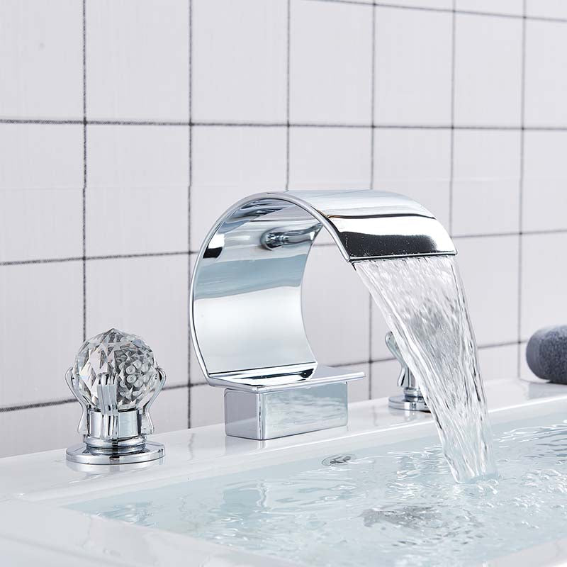Torneira Gourmet Para Banheiro Monocomando Cascata Luxo Cromado Funcionando 2
