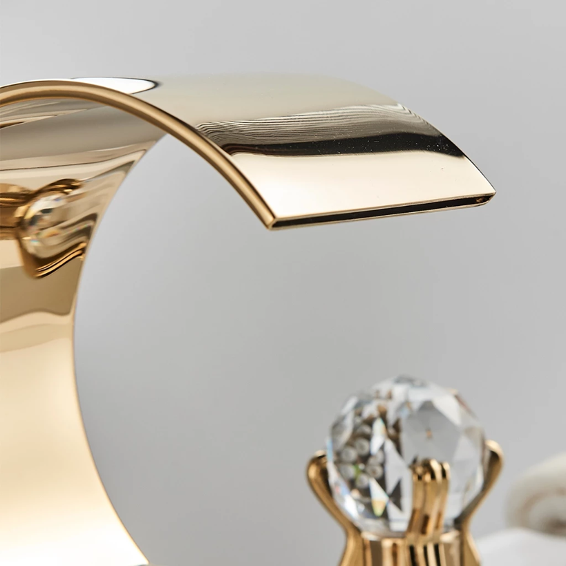 Torneira Gourmet Para Banheiro Monocomando Cascata Luxo Dourado Detalhes