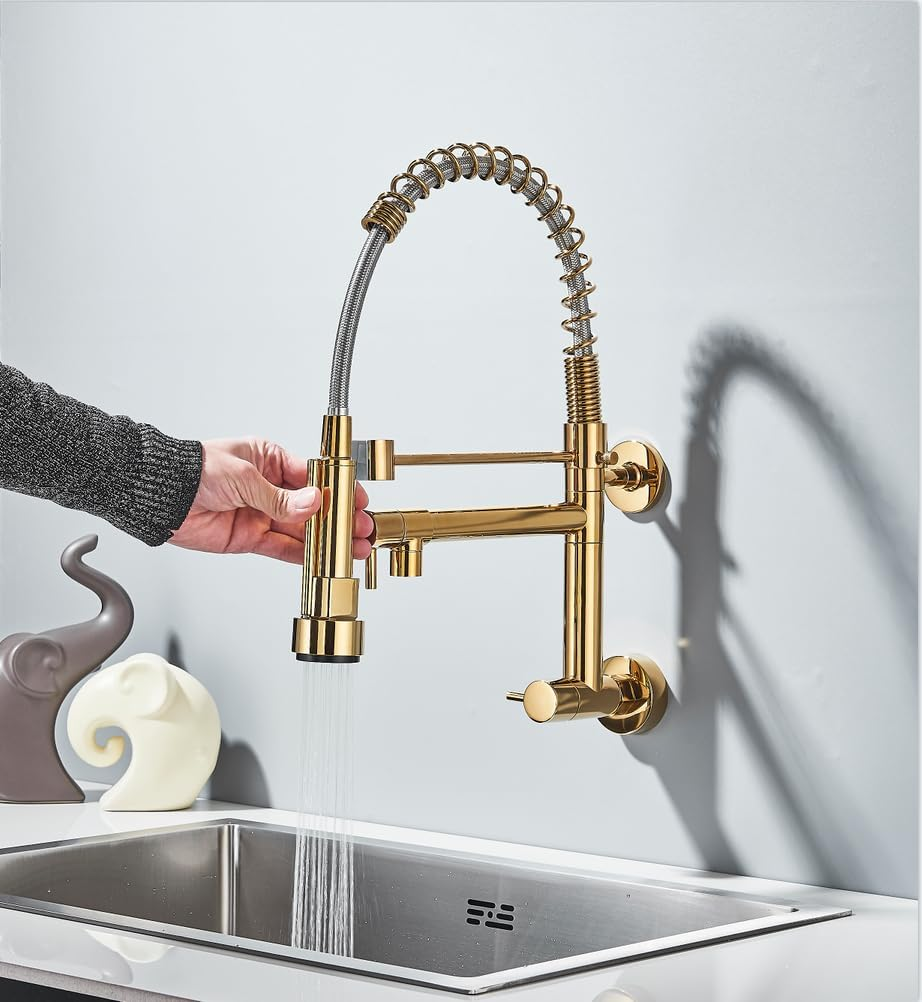 Torneira Gourmet de Parede Luxo Dourado Instalada