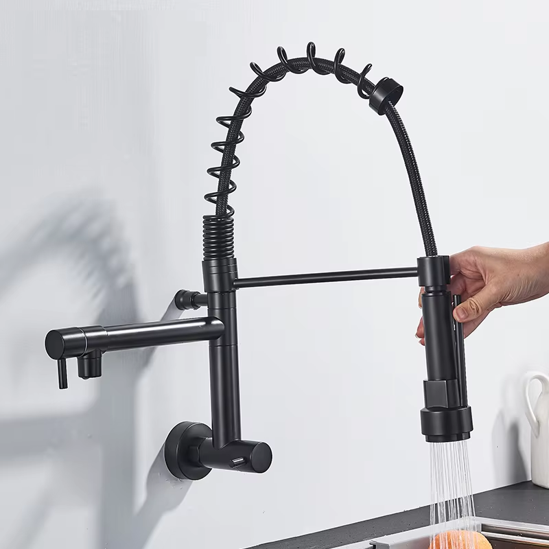 Torneira Gourmet de Parede Luxo Preto Instalada